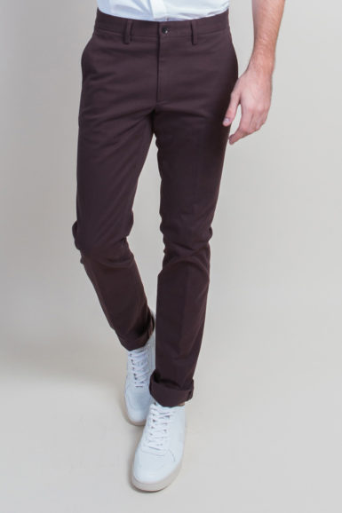 Zoom Chino Bordeaux Face 2